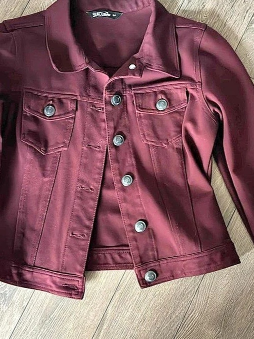 SUKO Jean’s Denim Jacket in Burgundy Size Small Like New